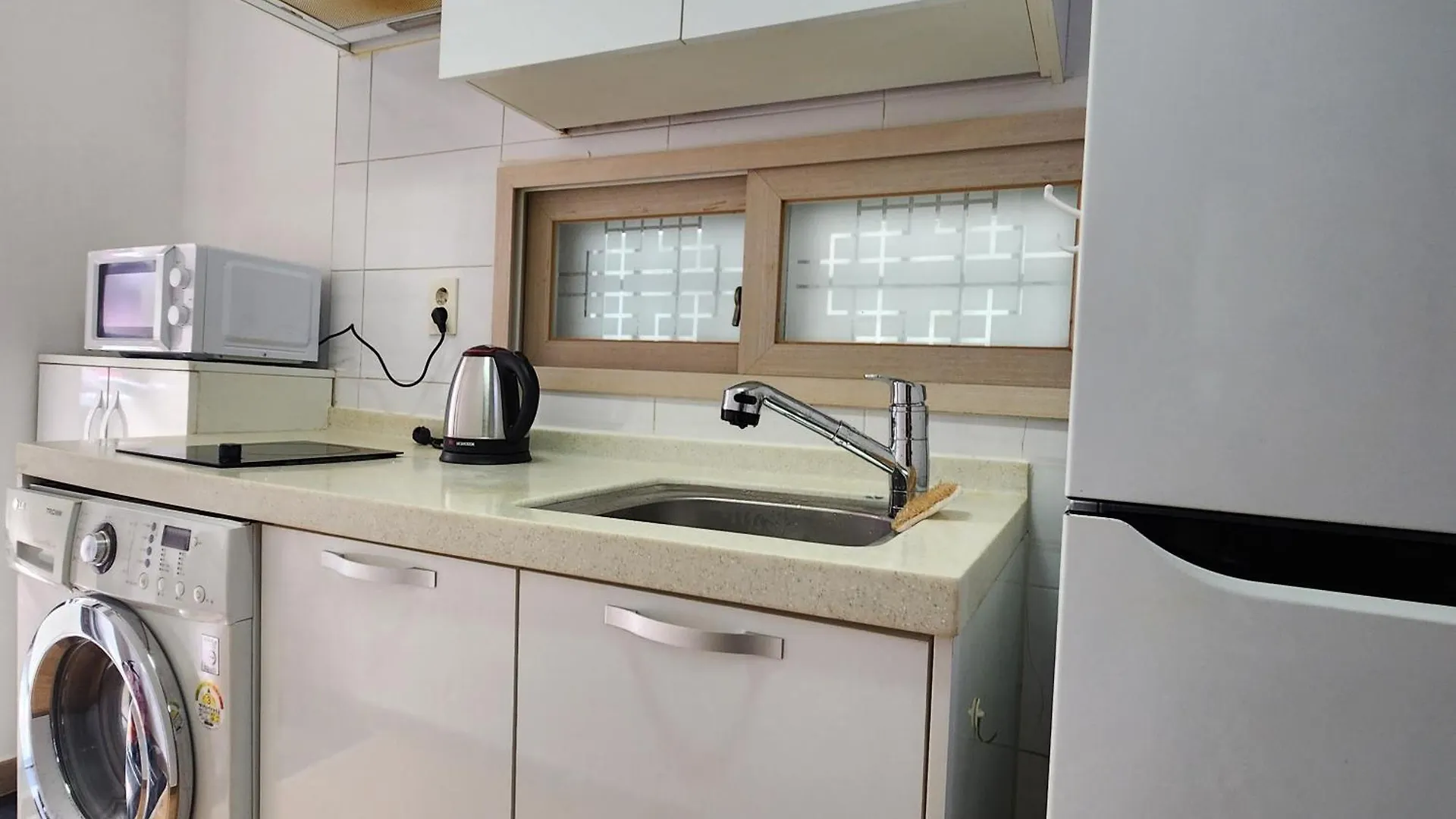 #Hapjeong #Hongdae #Full Option #One Room Seul 0*,  Corea del Sud